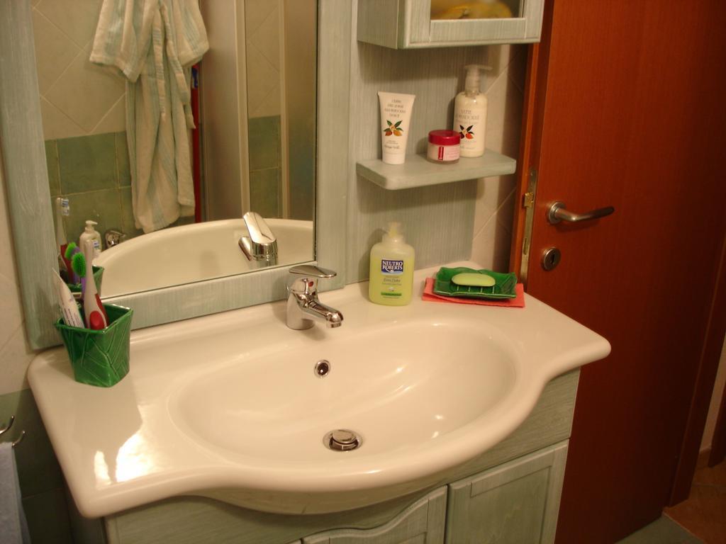 Sardinia Sea Vacation Villa Costa Paradiso Room photo